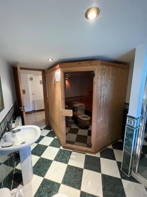 Waterside 3 Bed Cottage, Hot Tub, Sauna, Pvt Beach 애로차 외부 사진