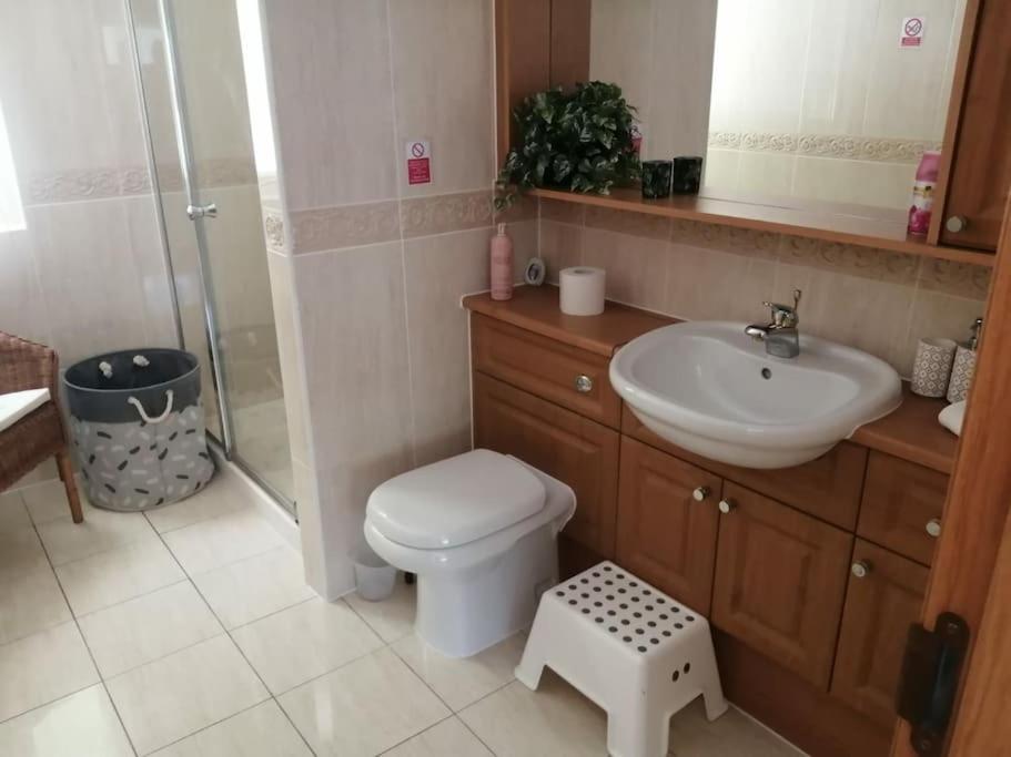 Waterside 3 Bed Cottage, Hot Tub, Sauna, Pvt Beach 애로차 외부 사진